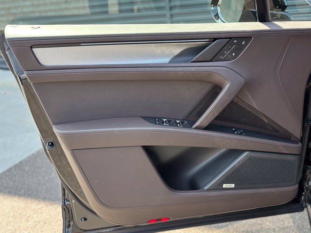 New 2026 Porsche Cayenne Electric AWD/4WD image 13