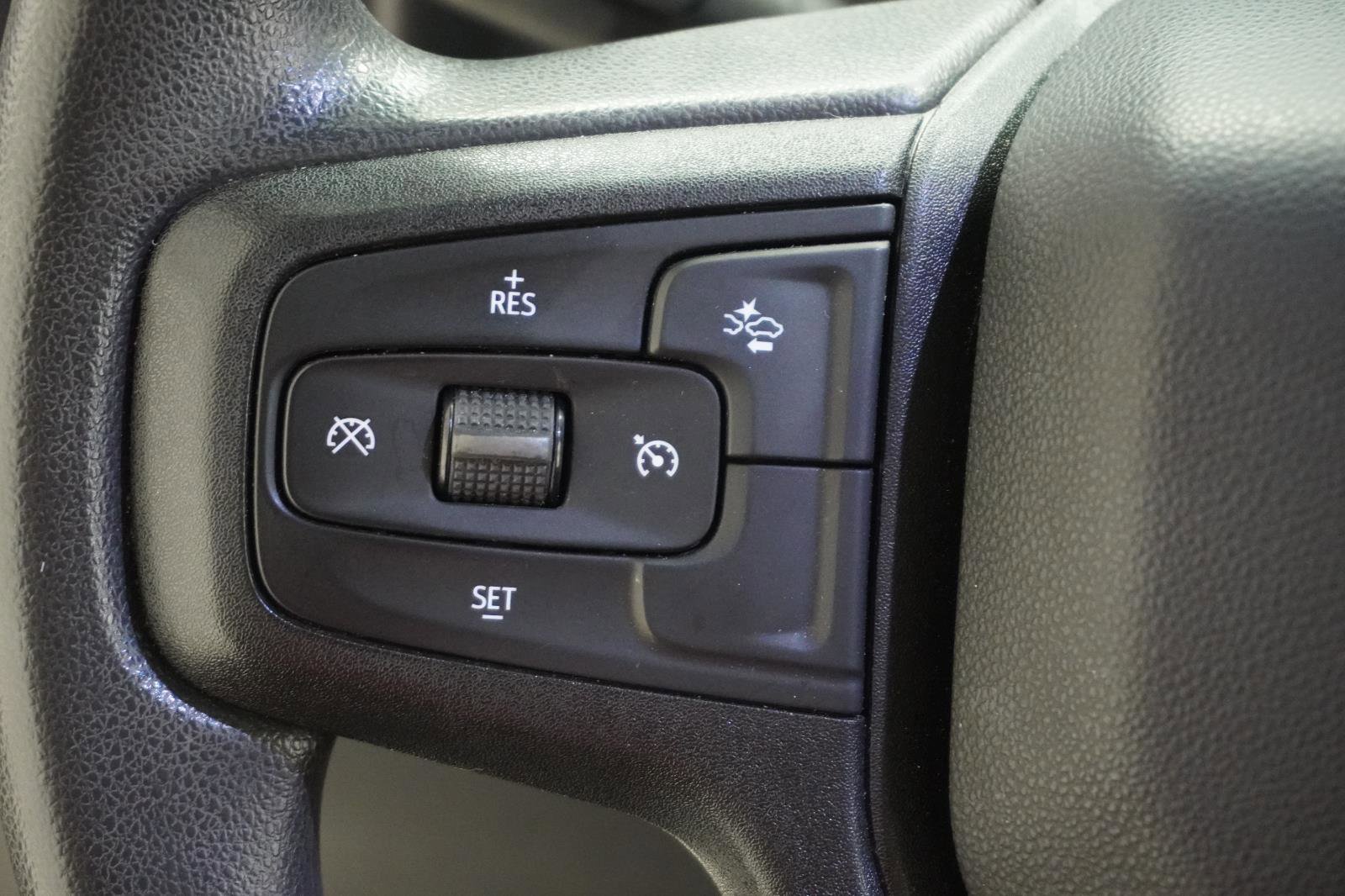 Used 2023 Chevrolet Silverado 1500 Custom image 19