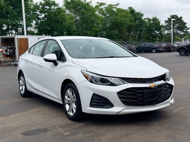 Used 2019 Chevrolet Cruze LT w/ LT Fleet Convenience Package FWD image 3