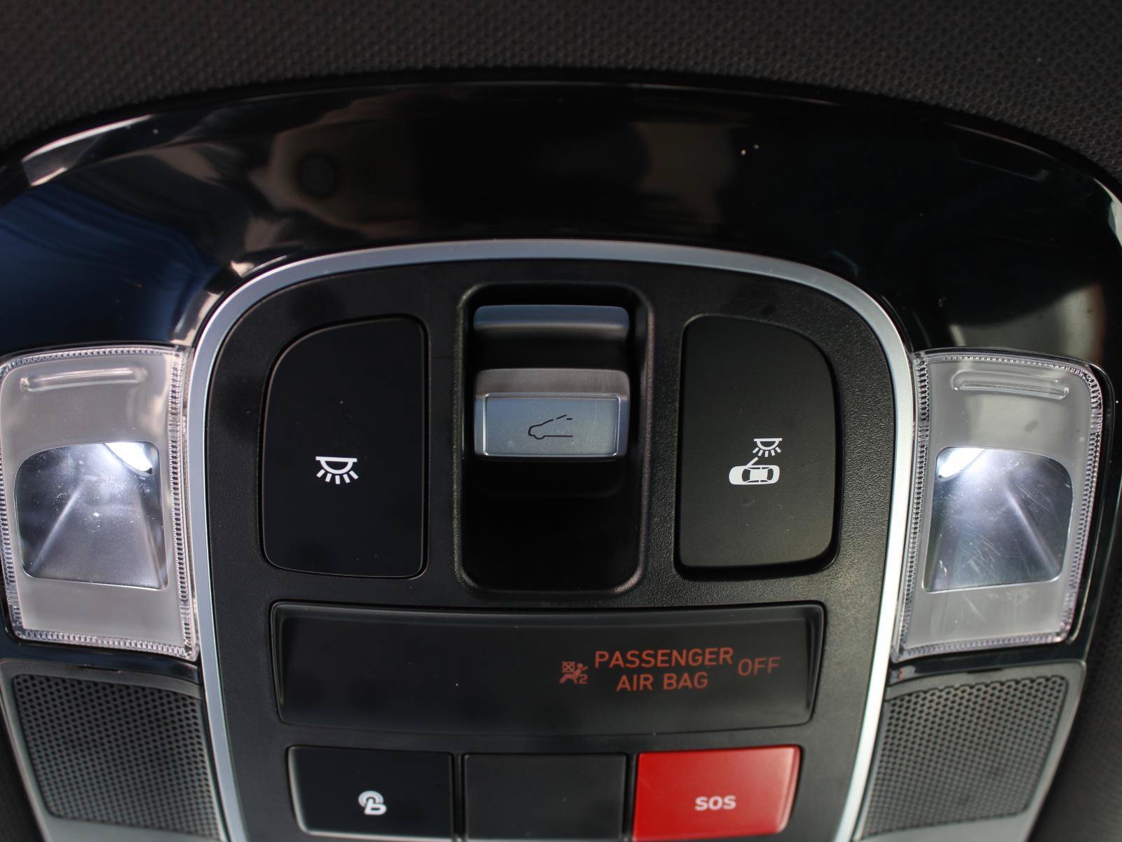 Used 2024 Hyundai Santa Cruz Limited AWD/4WD image 11