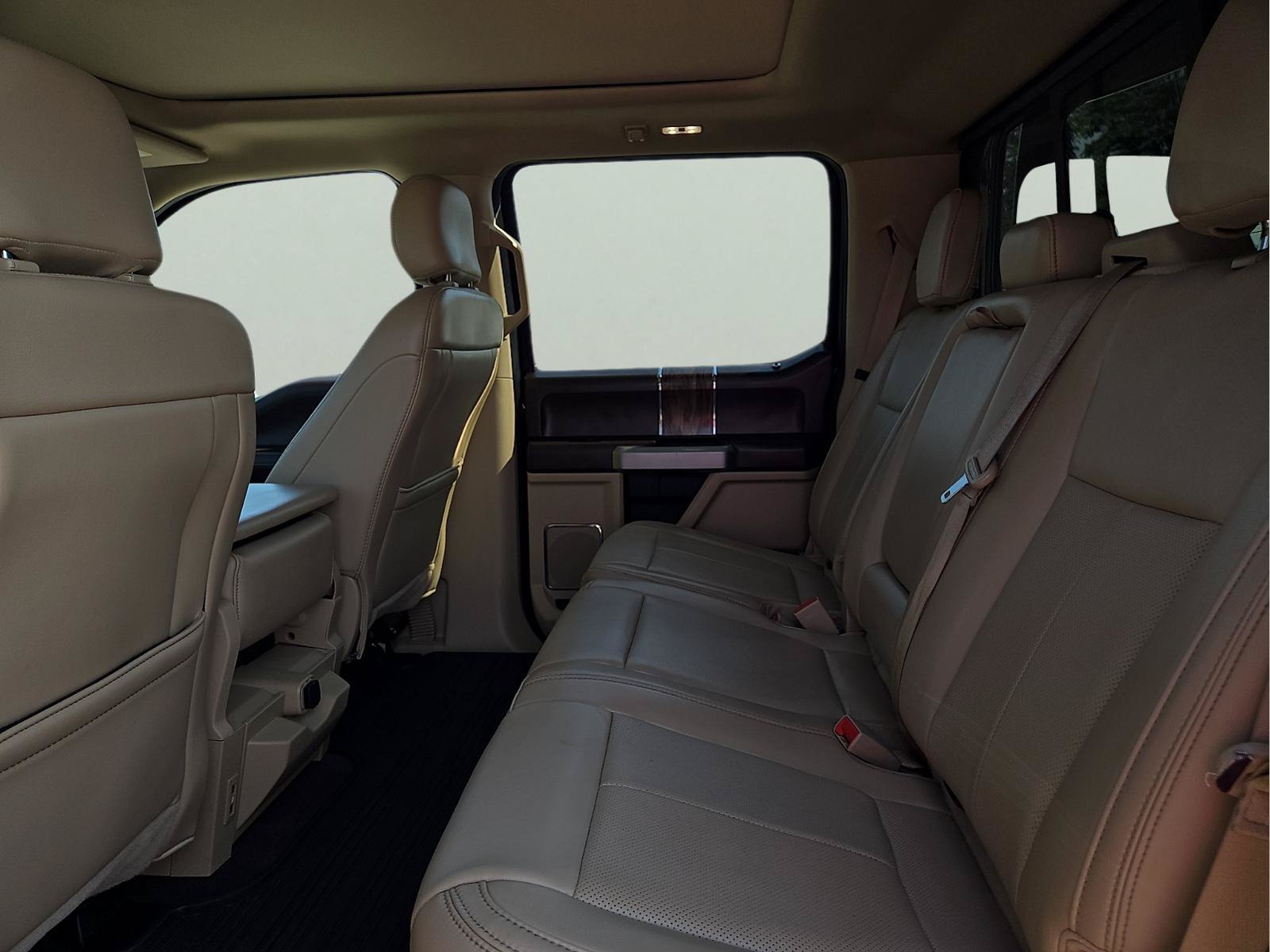 Used 2019 Ford F150 Lariat AWD/4WD image 9