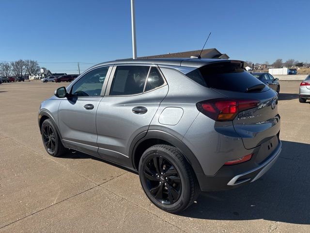 Used 2021 Buick Encore GX Preferred w/ Cold Weather Comfort Package image 5