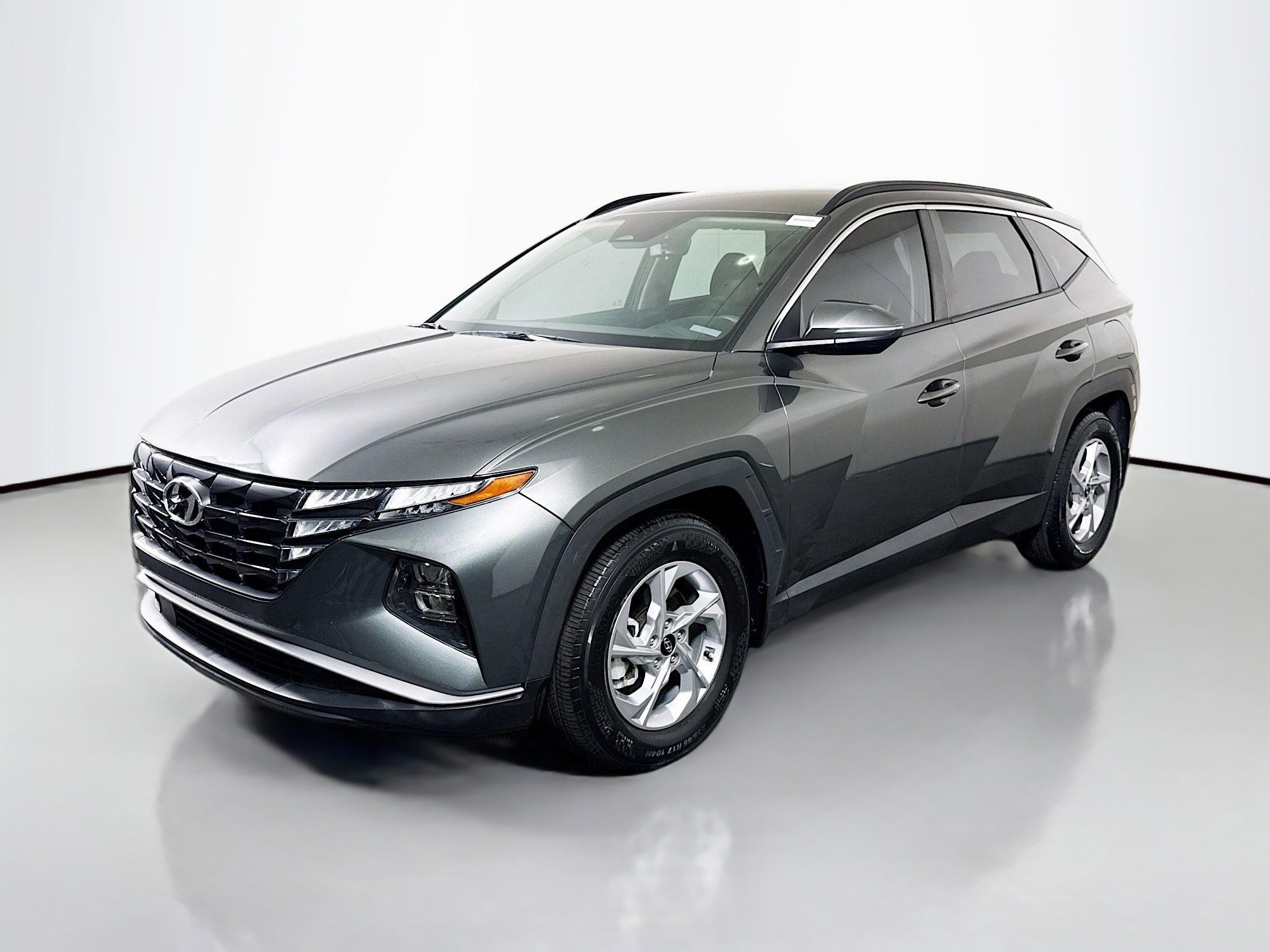 Used 2023 Hyundai Tucson SEL FWD image 4