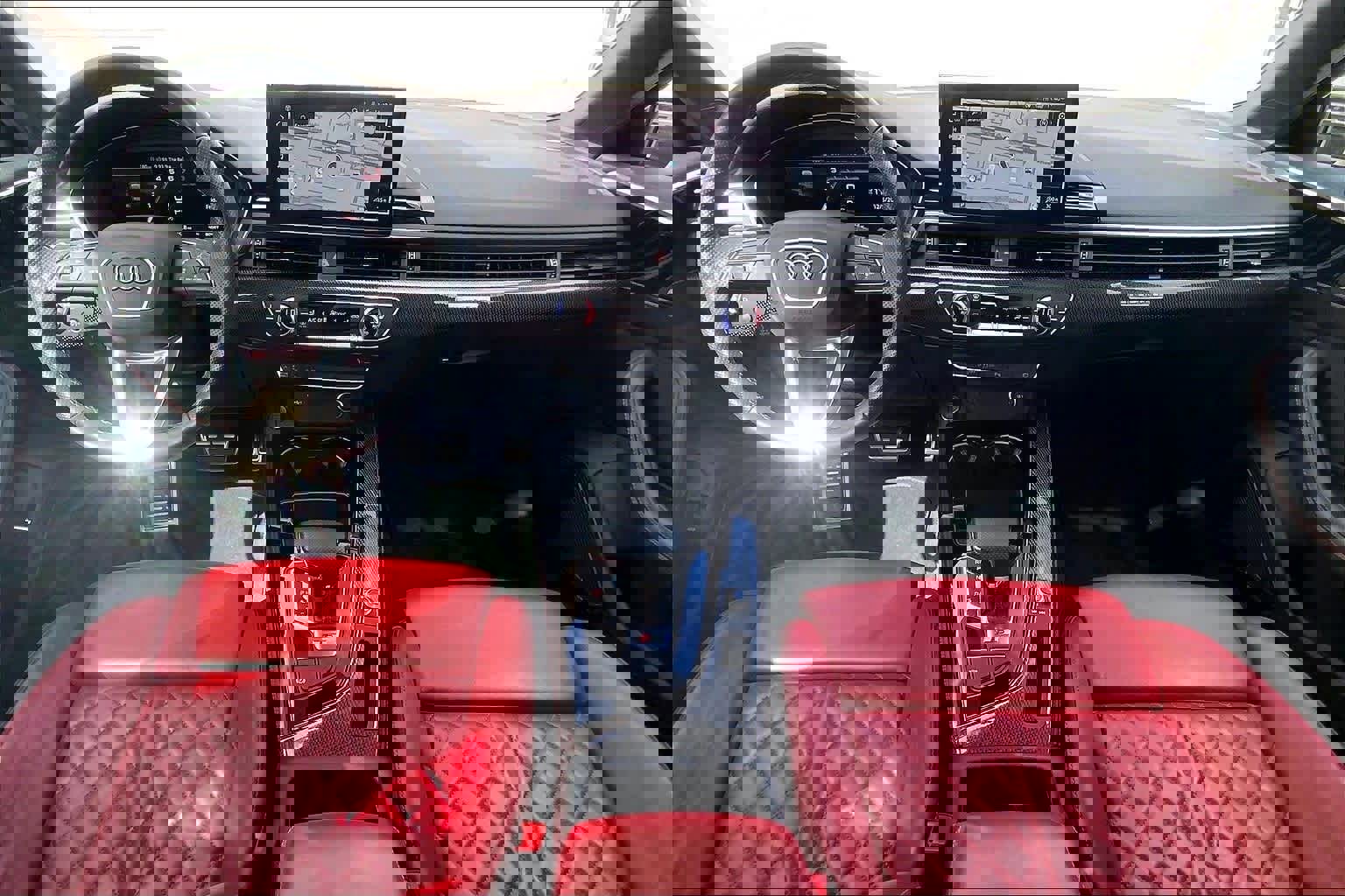 Used 2023 Audi S4 Premium Plus w/ Premium Plus Package image 11