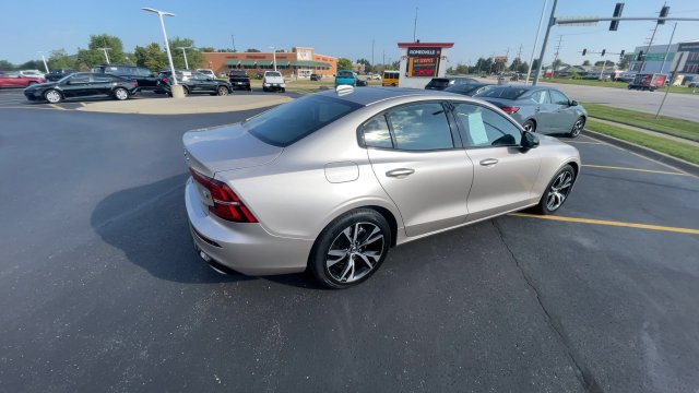 Used 2024 Volvo S60 B5 Core w/ Climate Package AWD/4WD image 2