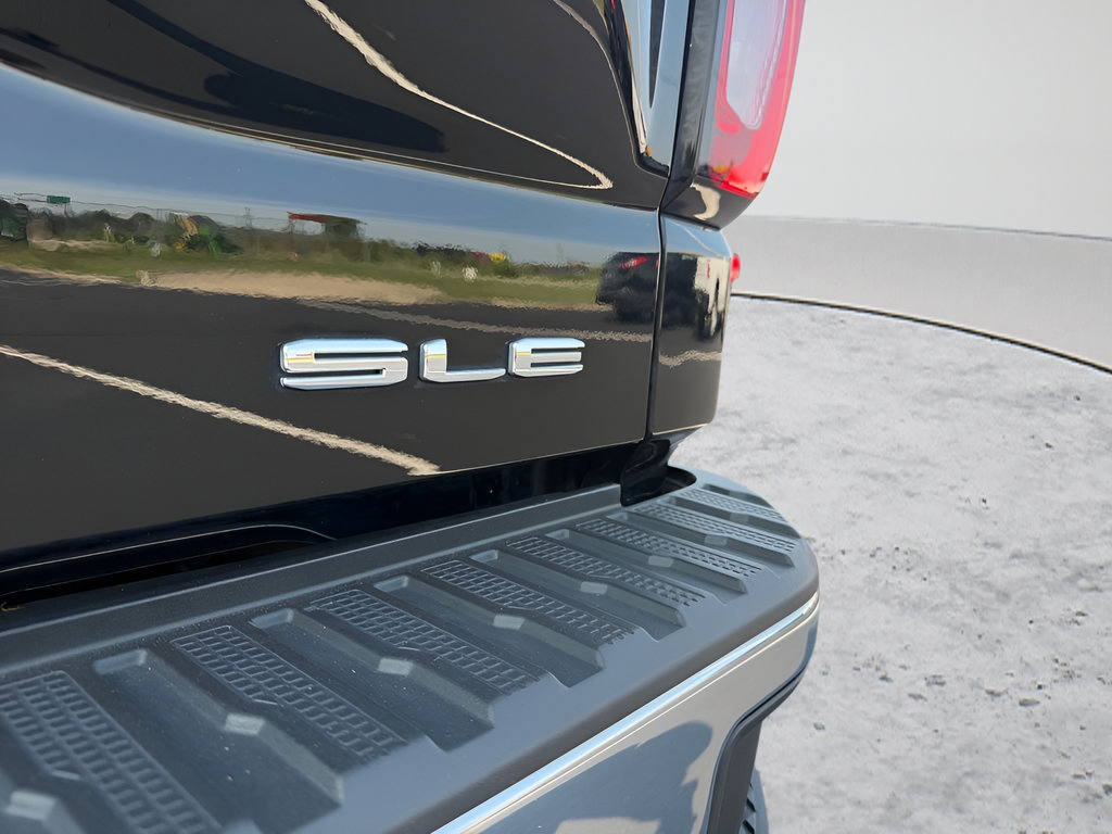 Used 2024 GMC Sierra 1500 SLE w/ Max Trailering Package AWD/4WD image 23