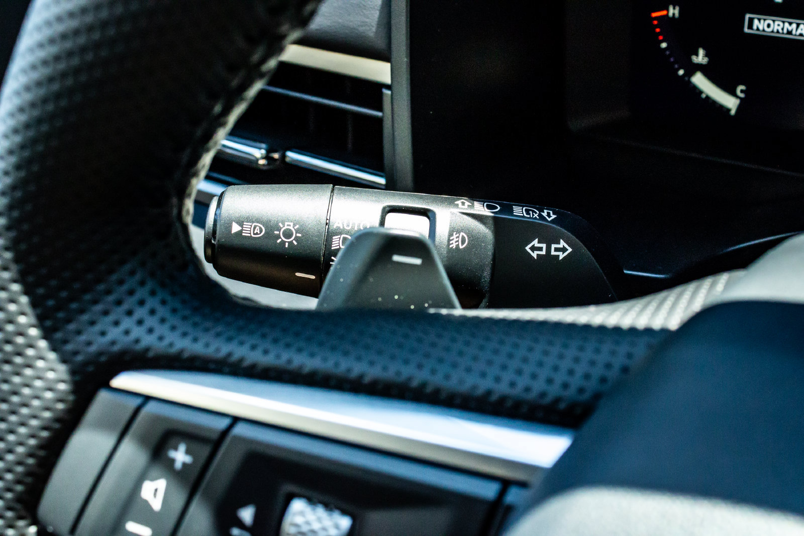 New 2026 Mitsubishi Outlander SE AWD/4WD image 23
