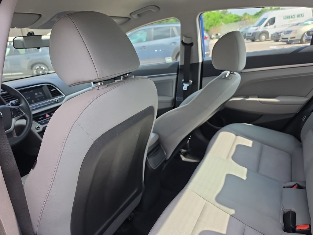 Used 2017 Hyundai Elantra SE FWD image 10
