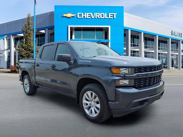 Used 2020 Chevrolet Silverado 1500 Custom w/ Custom Value Package AWD/4WD image 1