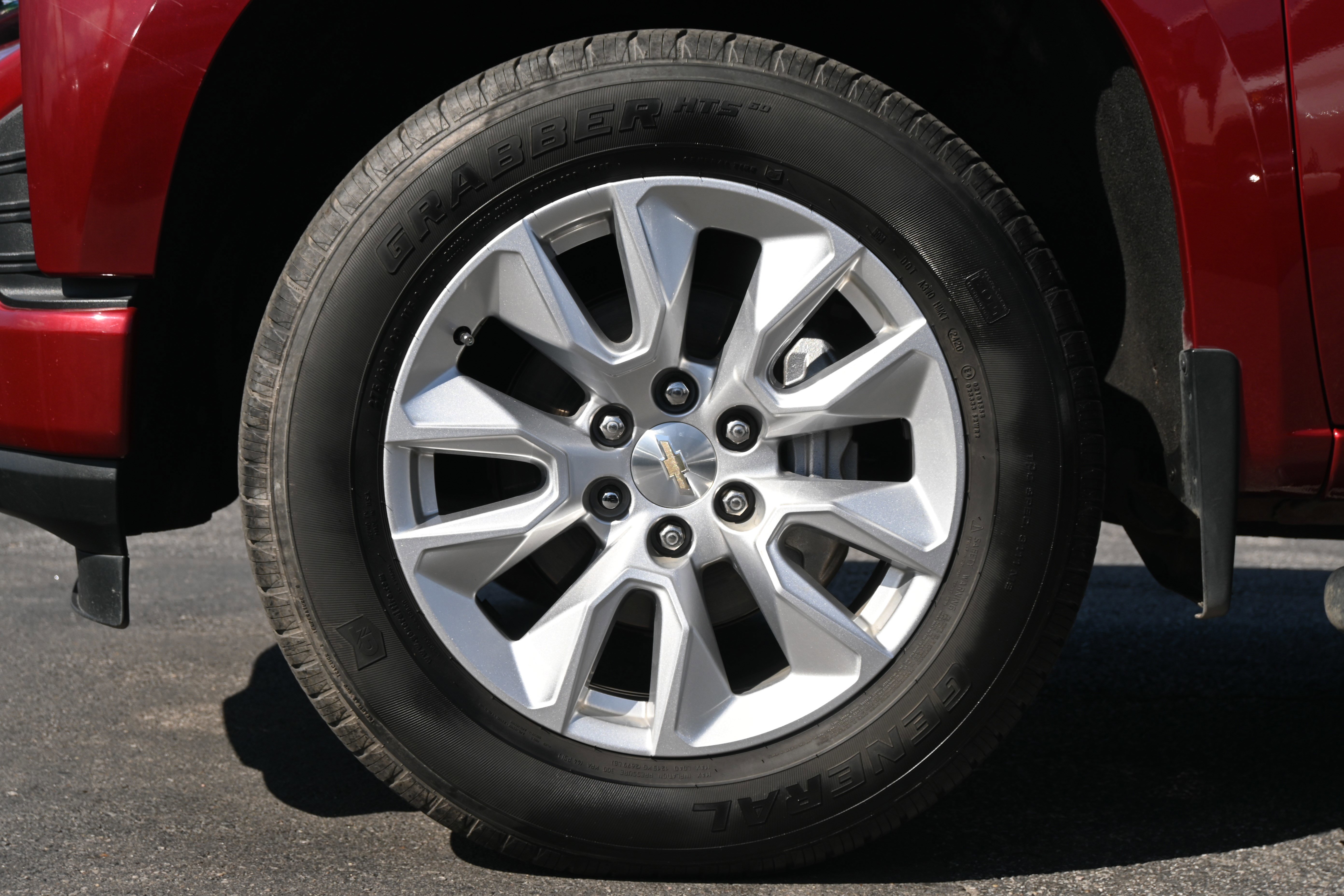 Used 2020 Chevrolet Silverado 1500 Custom w/ Custom Value Package image 20