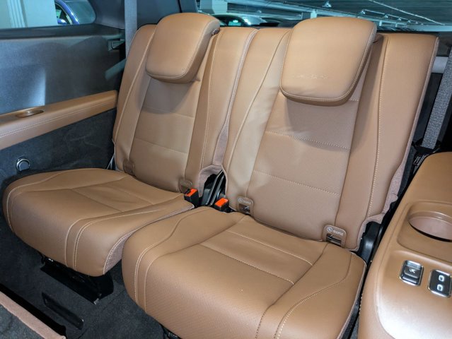 Certified 2025 Mercedes-Benz GLS 450 4MATIC image 20