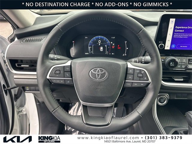 Used 2024 Toyota Grand Highlander XLE image 8