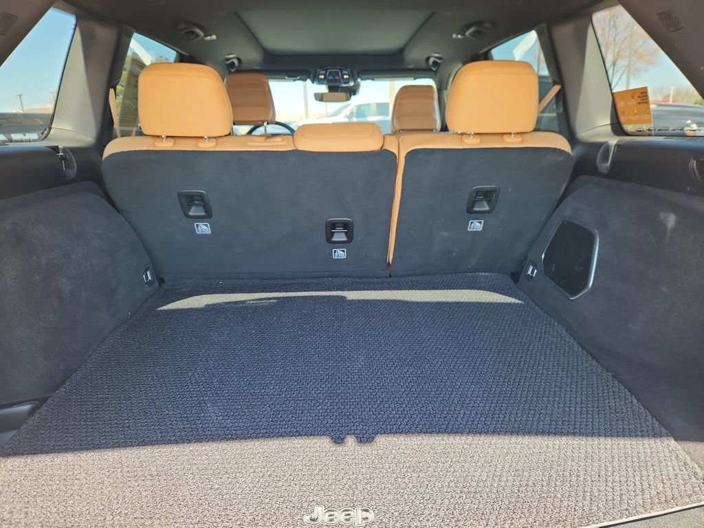 Certified 2024 Jeep Grand Cherokee Summit AWD/4WD image 10