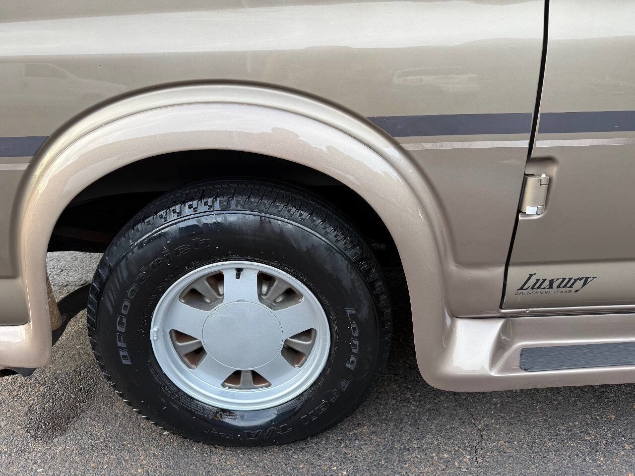 Used 1996 Chevrolet Express 1500 image 37