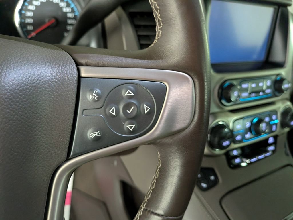 Used 2020 GMC Yukon Denali w/ Denali Premium Package image 23