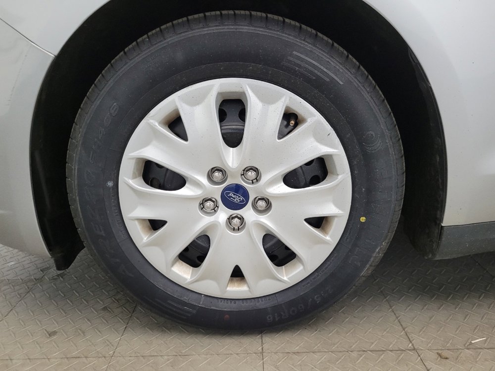 Used 2020 Ford Fusion S image 31