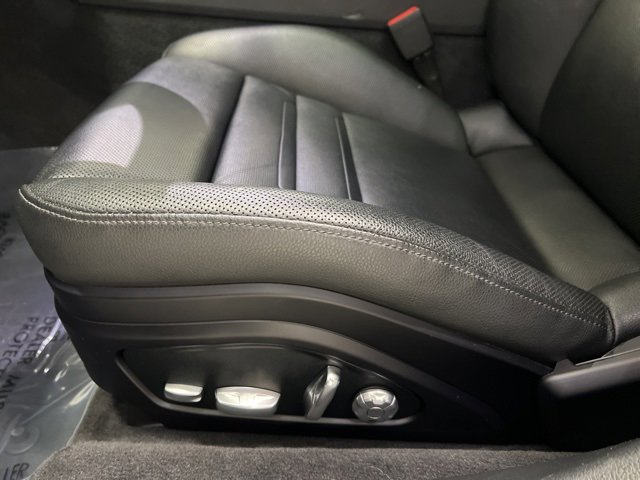 Used 2019 Porsche Panamera image 20