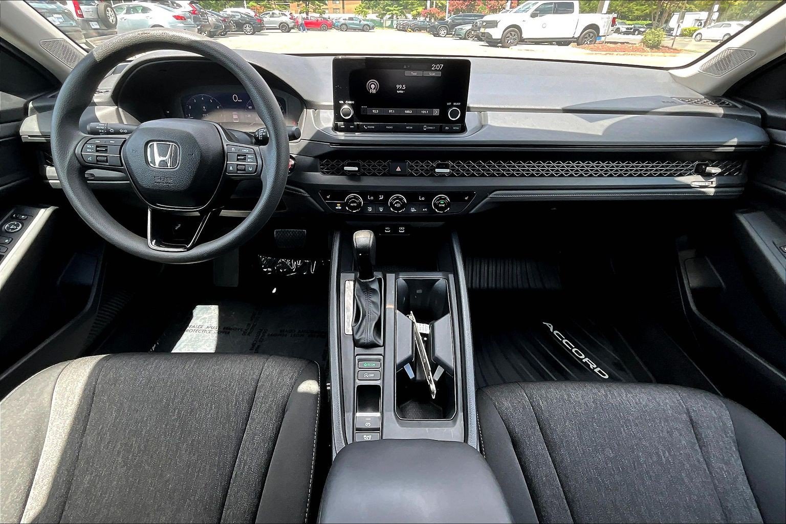 Certified 2025 Honda Accord SE image 15