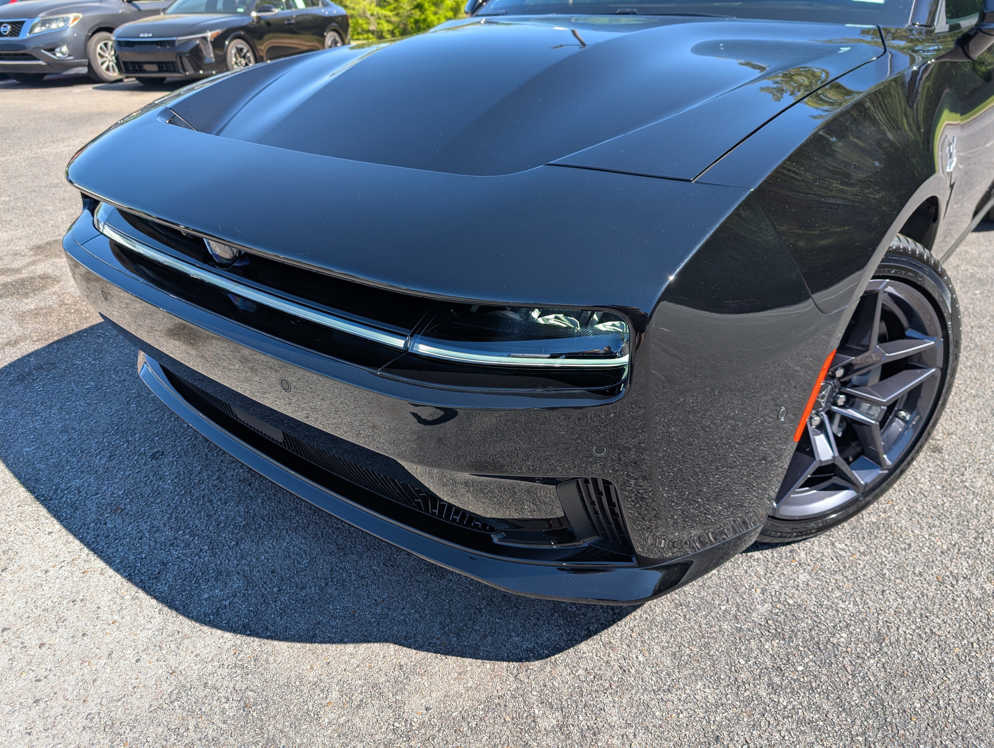 Used 2024 Dodge Charger Daytona R/T w/ Plus Group AWD/4WD image 13