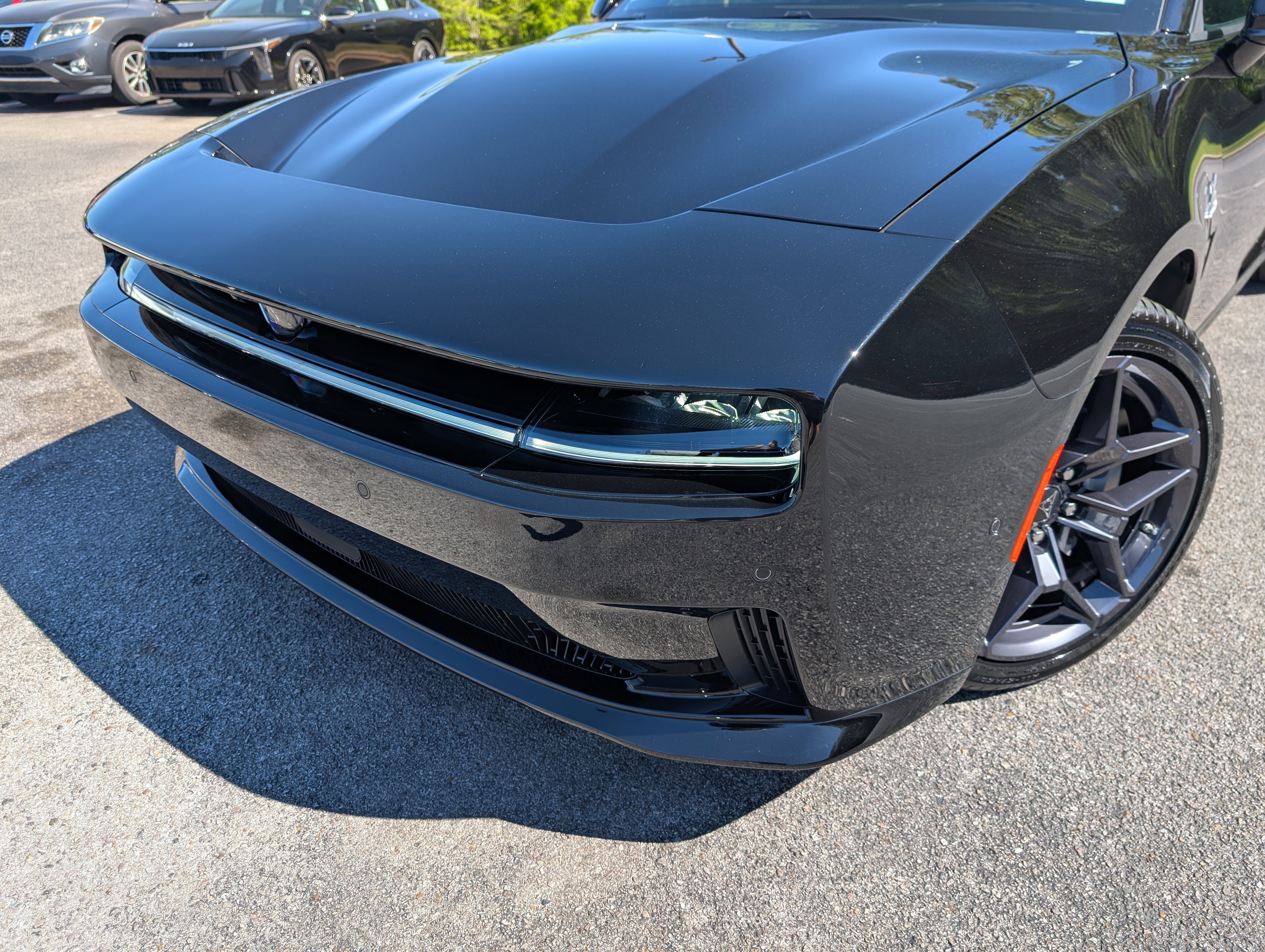 Used 2024 Dodge Charger Daytona R/T w/ Plus Group AWD/4WD image 13