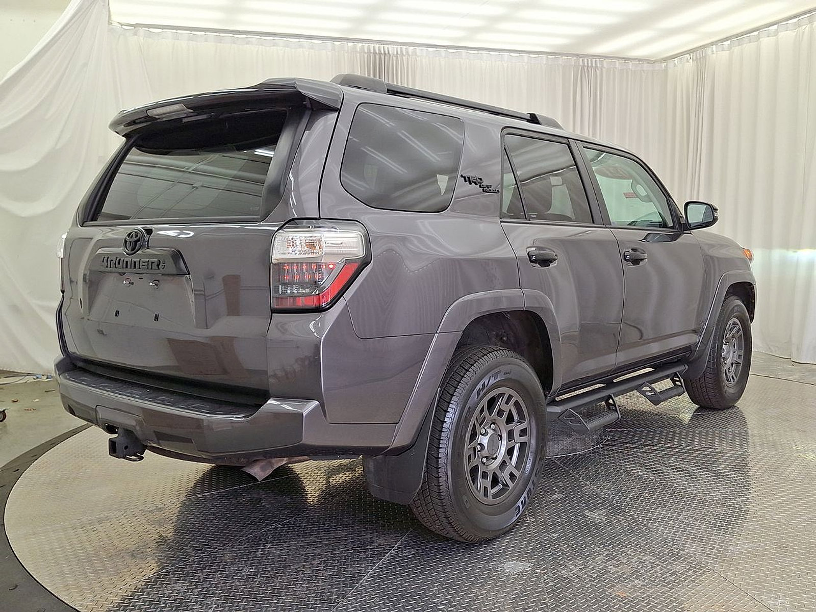 Used 2021 Toyota 4Runner Venture image 25