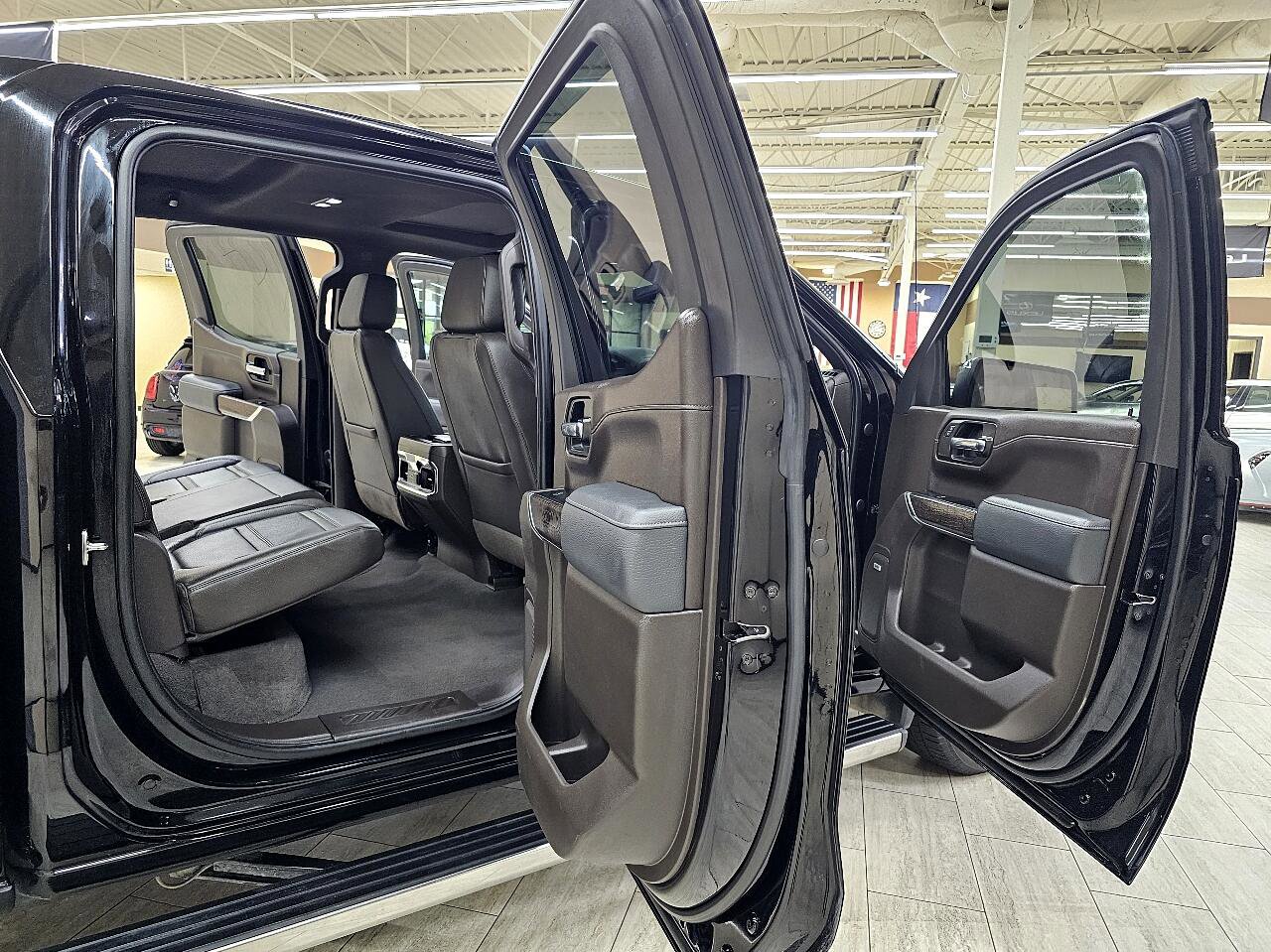 Used 2022 GMC Sierra 1500 Denali w/ Denali Premium Package image 15