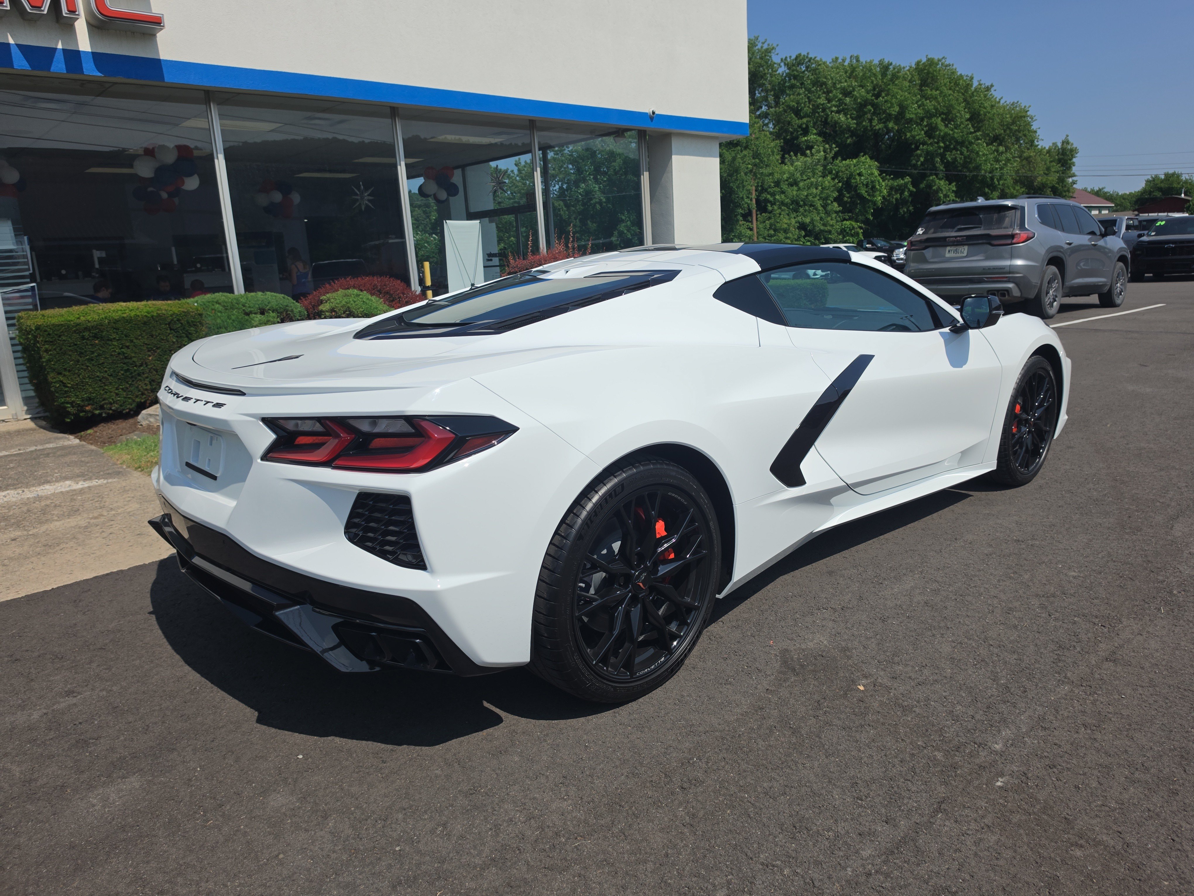 New 2027 Chevrolet Corvette Stingray Coupe RWD image 3