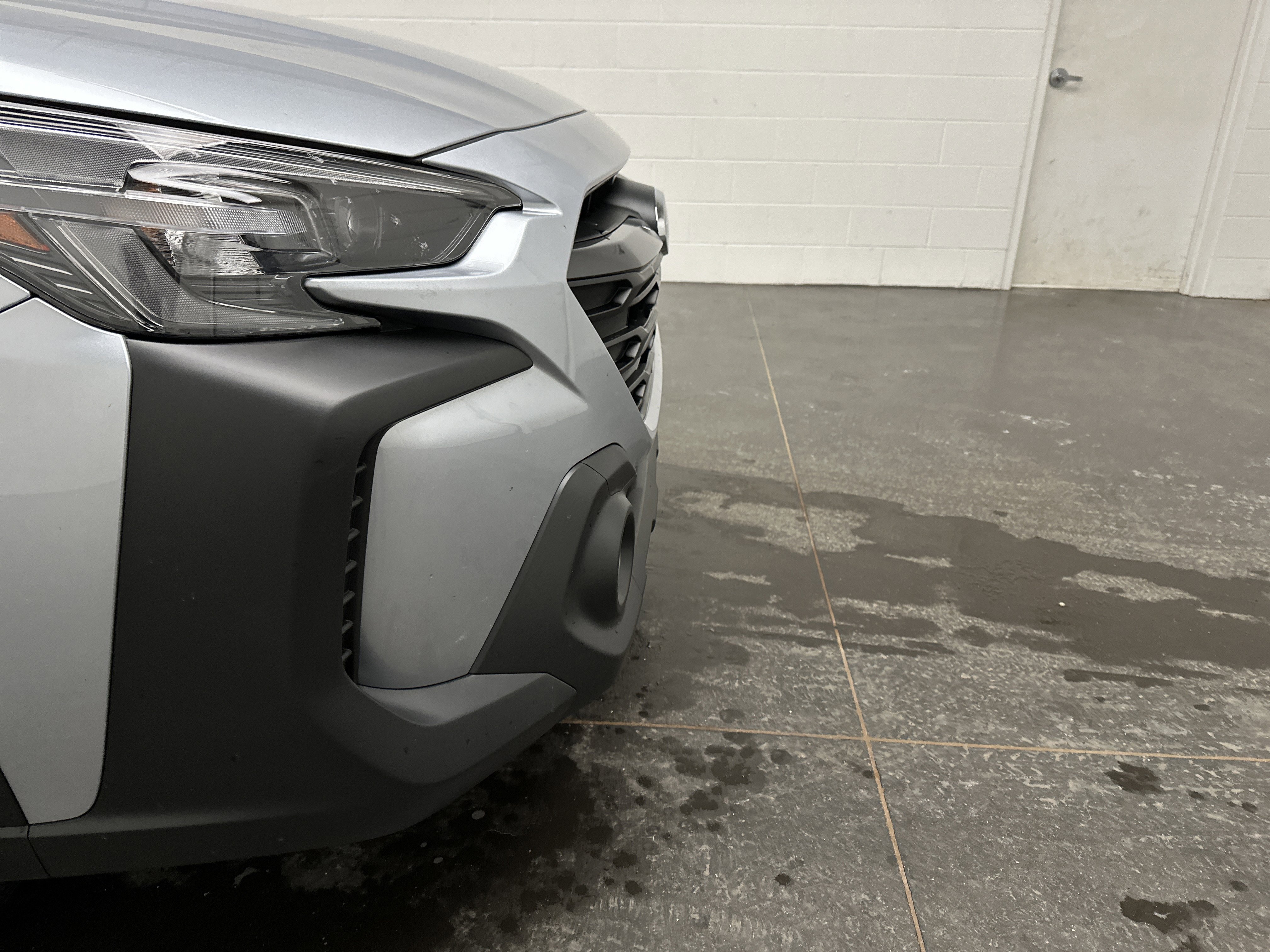 Certified 2025 Subaru Outback Premium image 2