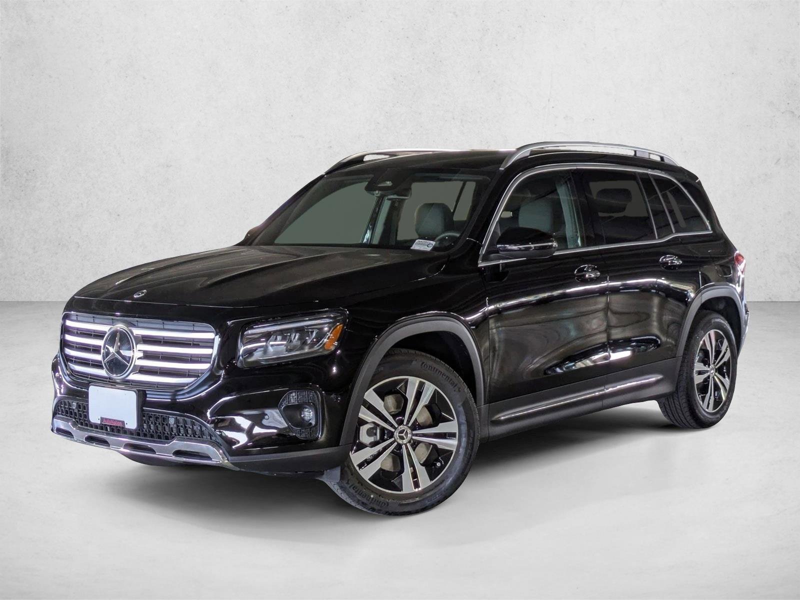 Certified 2025 Mercedes-Benz GLB 250 image 2