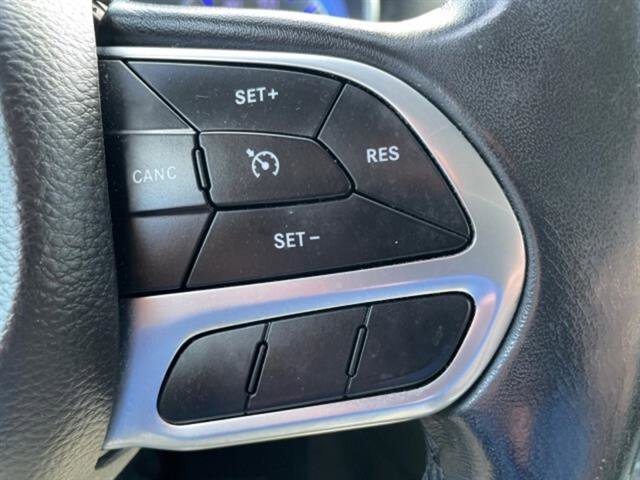 Used 2019 Chrysler 300 Touring L w/ Quick Order Package 22F image 19