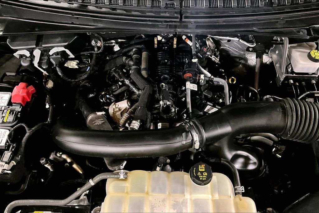 Certified 2022 Ford Expedition Limited image 27