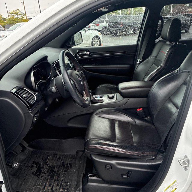 Used 2019 Jeep Grand Cherokee Trailhawk w/ Trailhawk Luxury Group AWD/4WD image 9