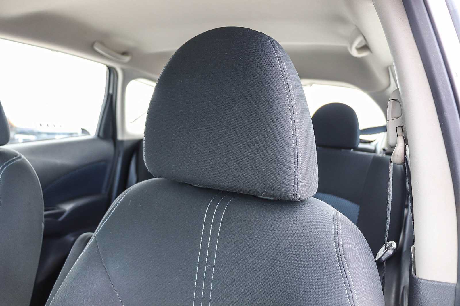 Used 2015 Nissan Versa Note SV FWD image 20