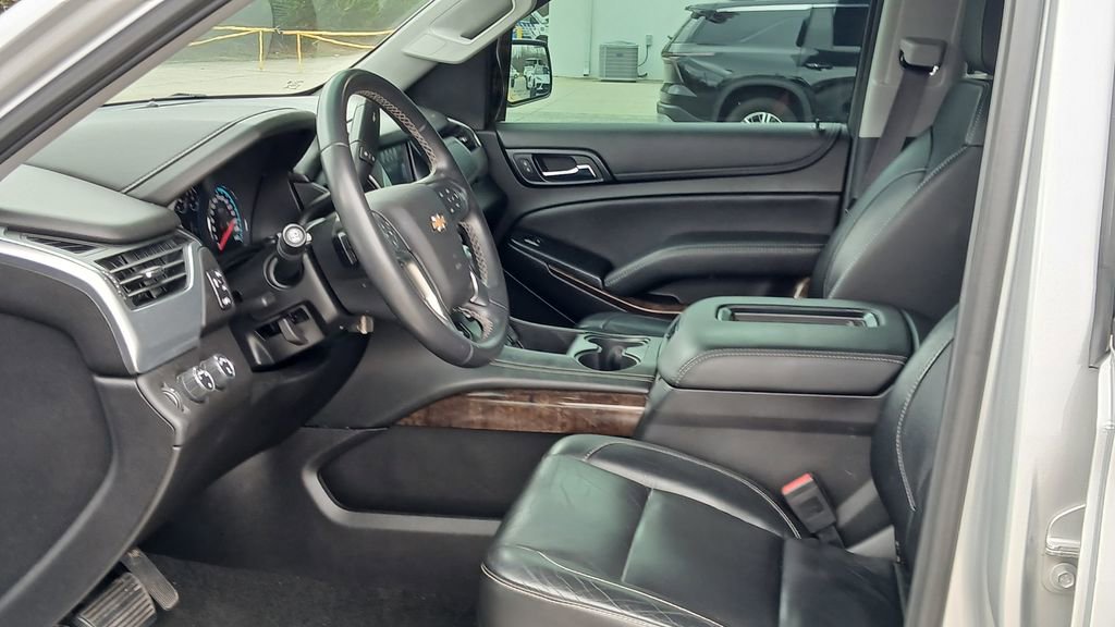 Used 2017 Chevrolet Tahoe LT image 6