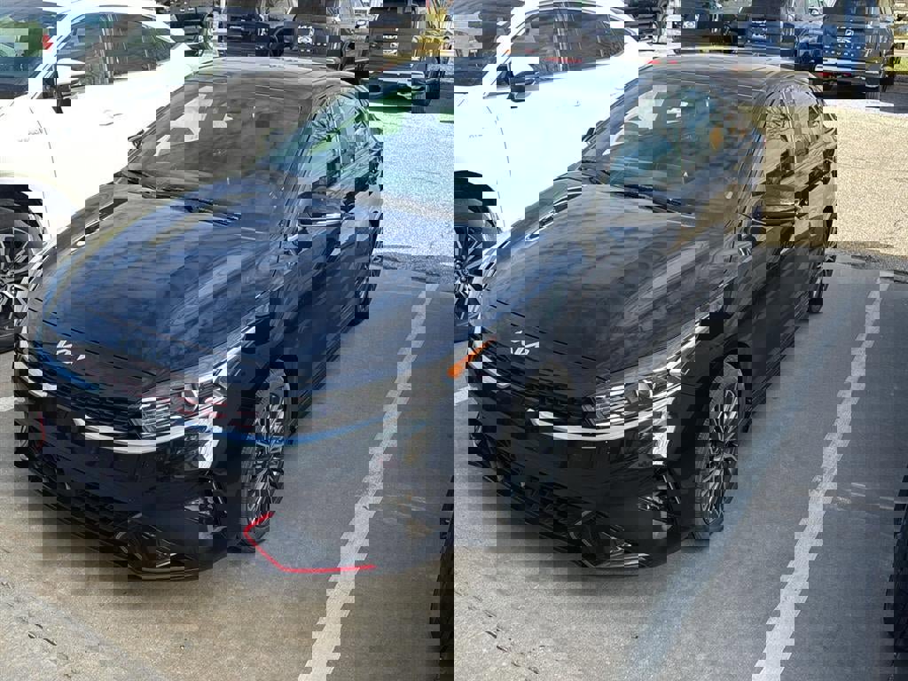 Used 2023 Kia Forte GT-Line w/ GT-Line Premium Package image 1