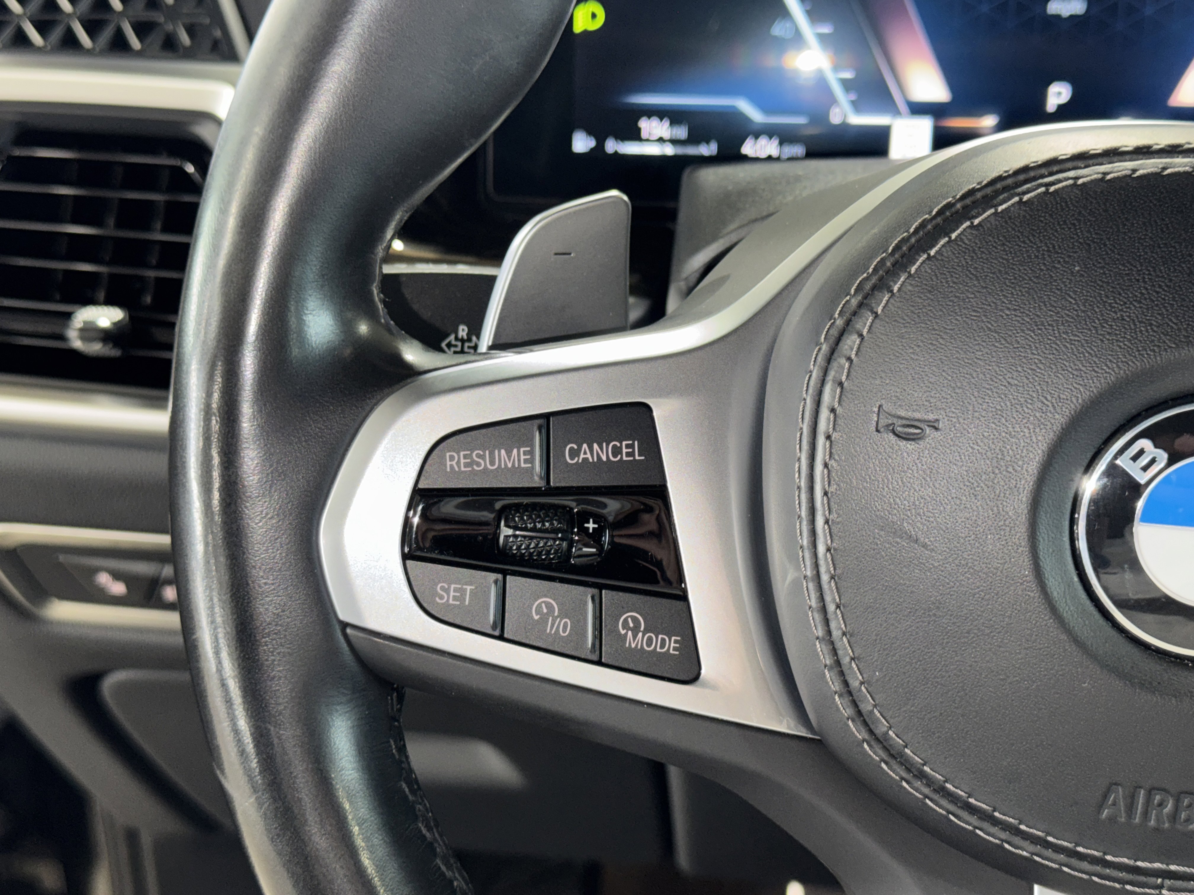 Certified 2025 BMW X7 xDrive40i w/ M Sport Package image 23