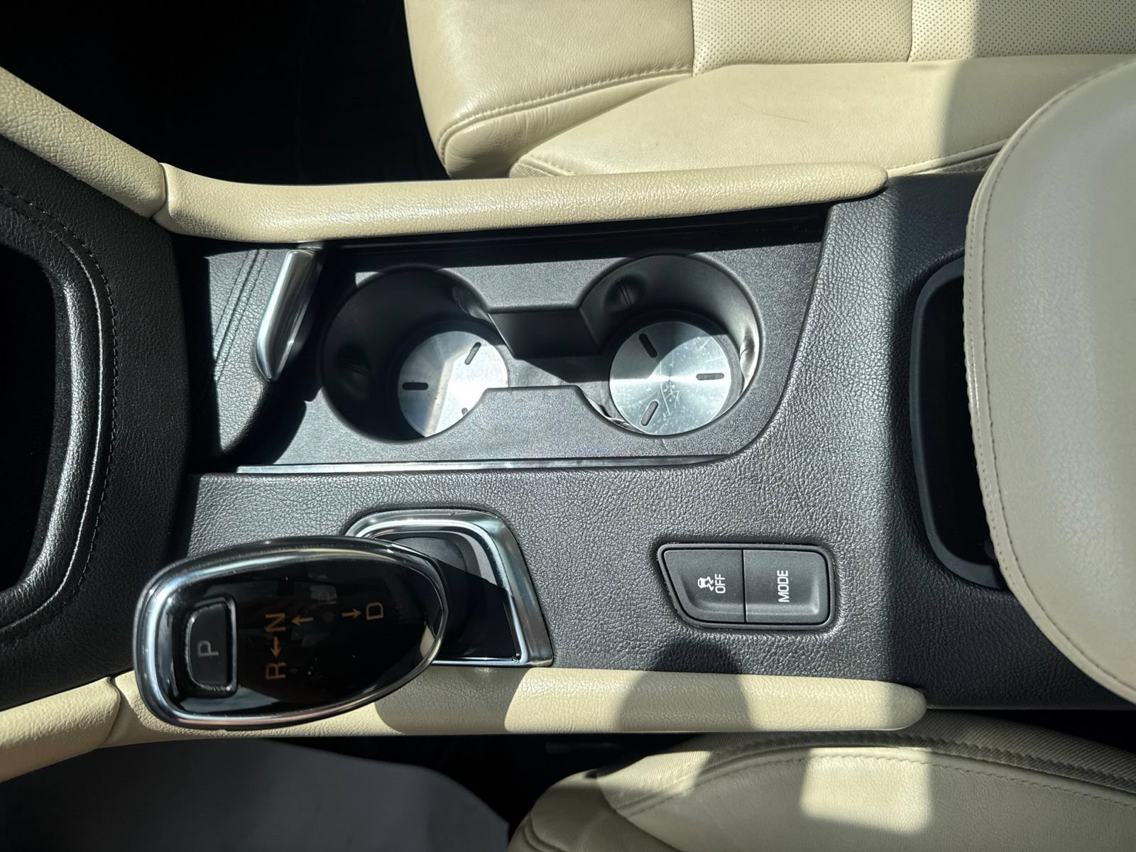 Used 2018 Cadillac XT5 Premium Luxury FWD image 32