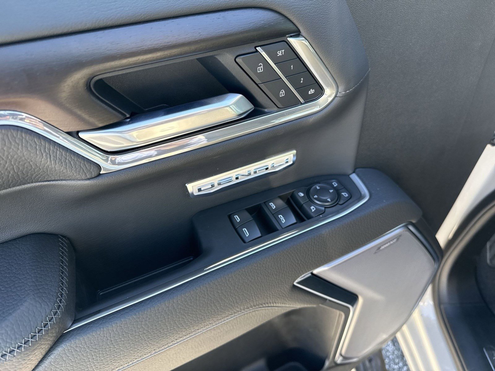 New 2026 GMC Sierra 1500 Denali w/ Technology Package image 15
