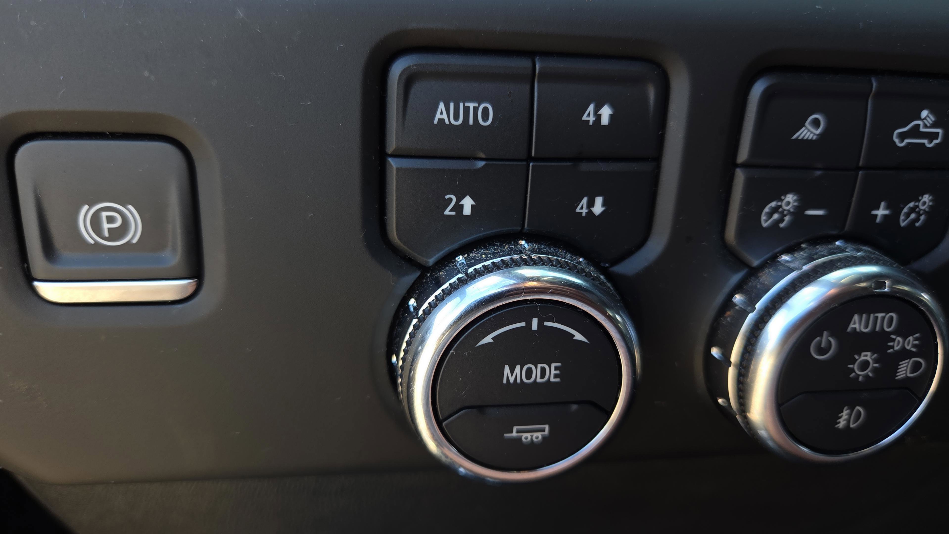 Certified 2024 GMC Sierra 1500 AT4 w/ Technology Package AWD/4WD image 35