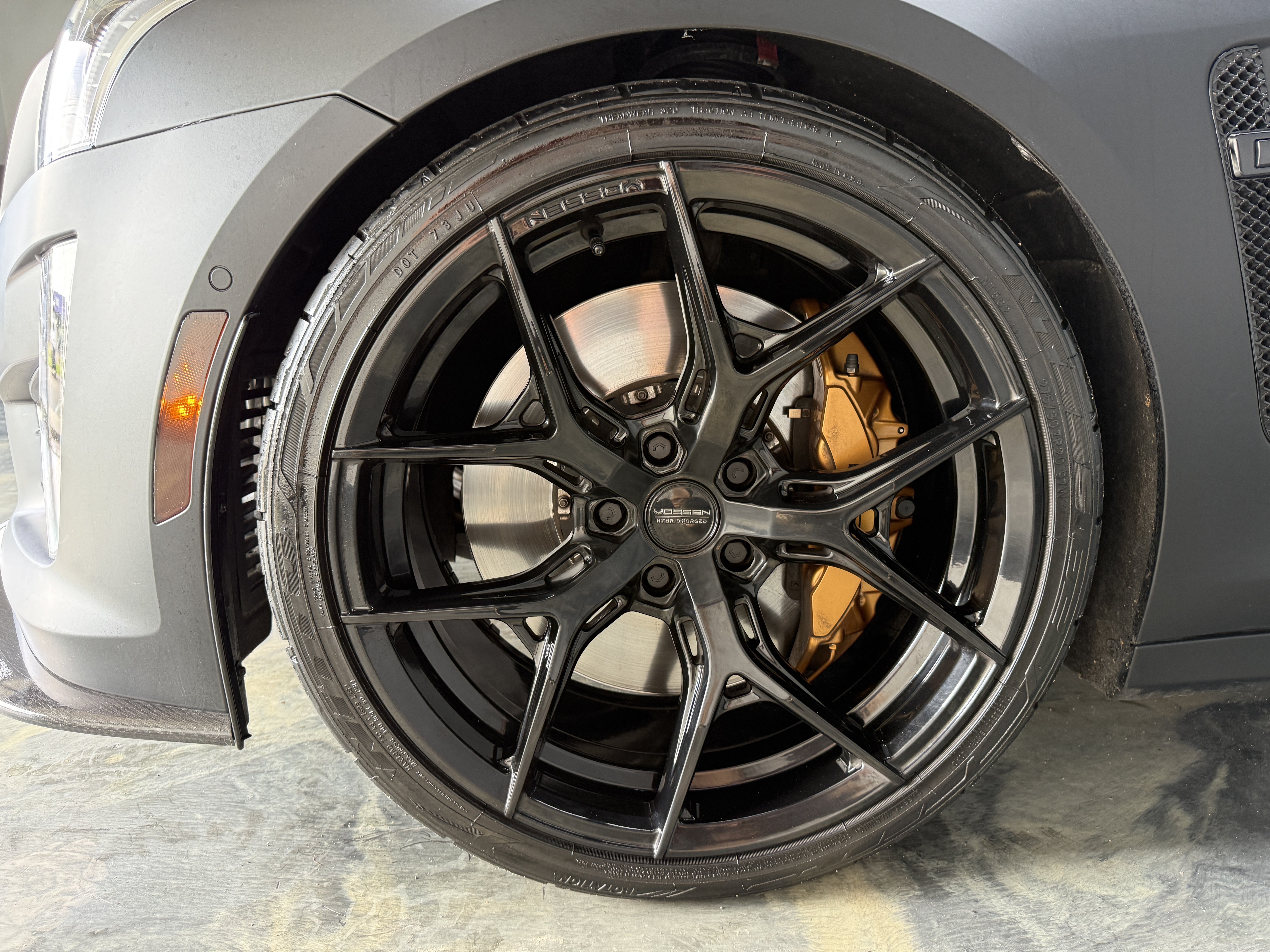 Used 2017 Cadillac CTS V w/ Carbon Fiber Package RWD image 58