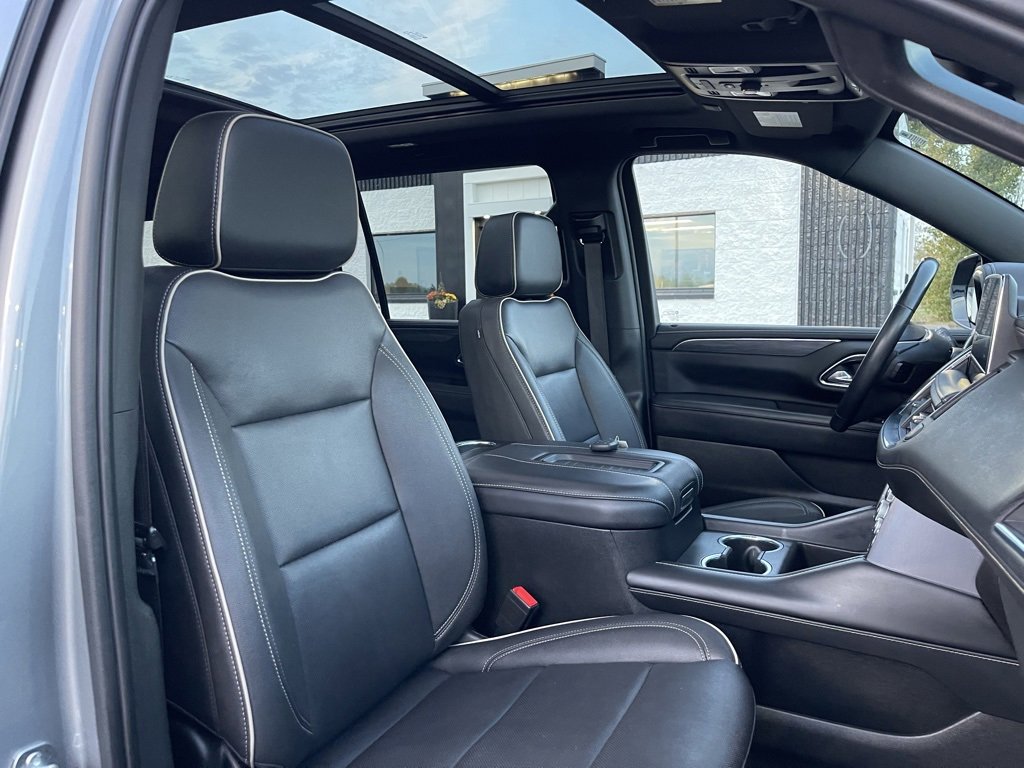 Used 2023 GMC Yukon XL SLT image 40