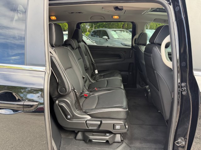 Used 2025 Honda Odyssey Touring image 18