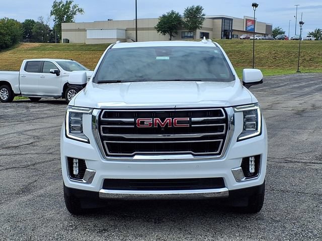 Used 2024 GMC Yukon SLT w/ SLT Luxury Package AWD/4WD image 15