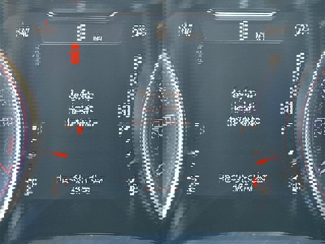 Used 2019 Dodge Challenger SXT image 29