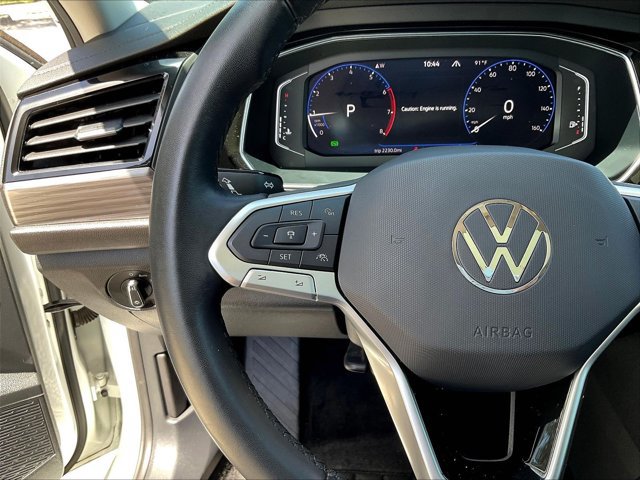 Used 2024 Volkswagen Jetta SEL FWD image 16