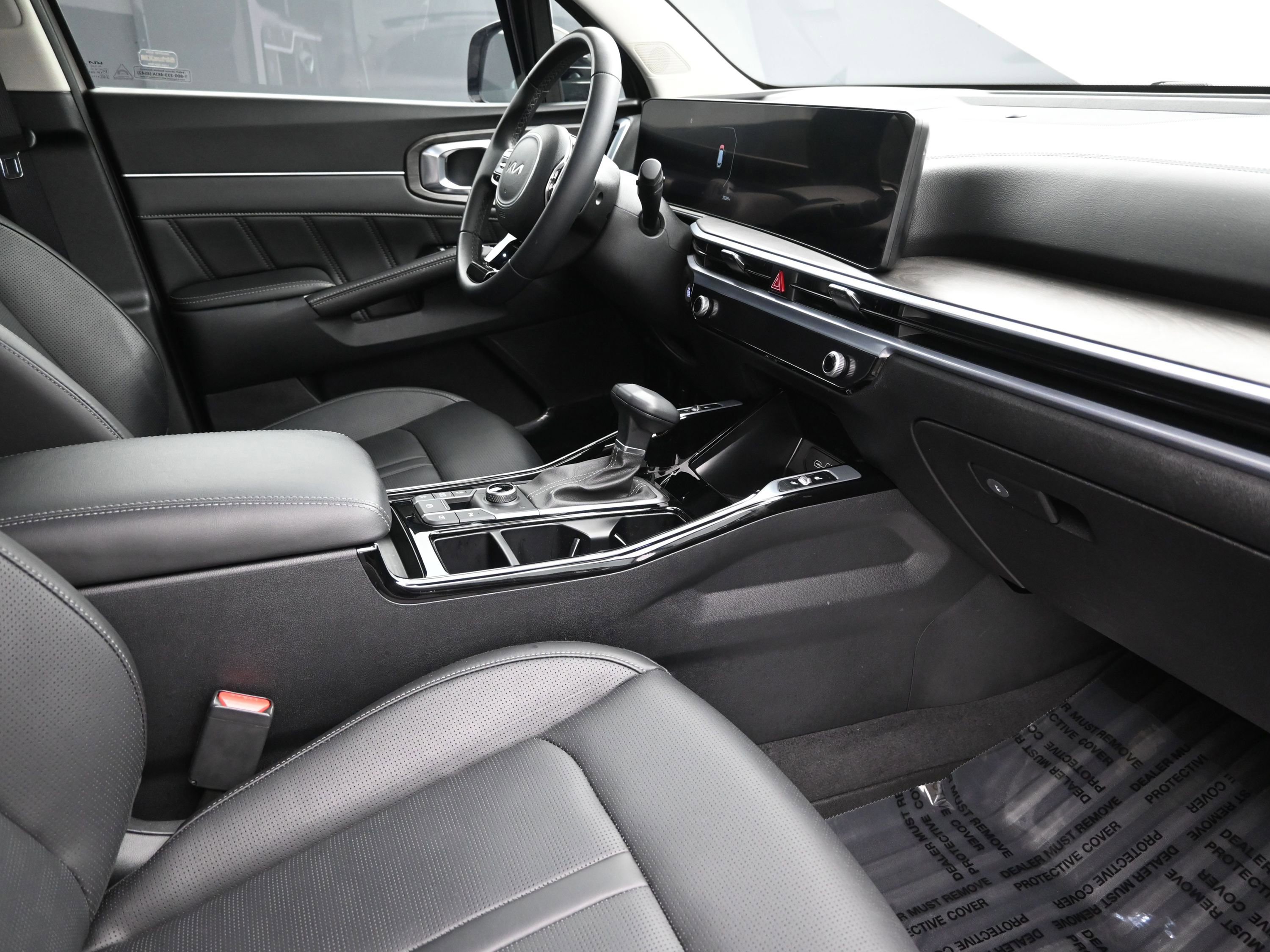 Used 2025 Kia Sorento SX image 25