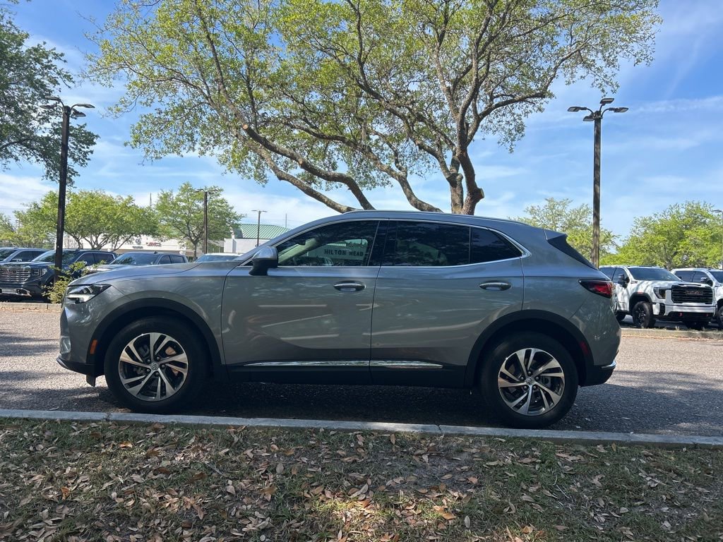 Used 2023 Buick Envision Essence image 1