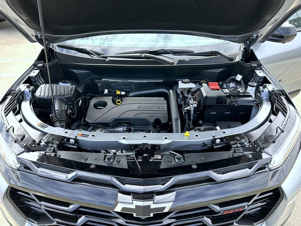 Used 2025 Chevrolet Equinox RS w/ Safety and Technology Package AWD/4WD image 24