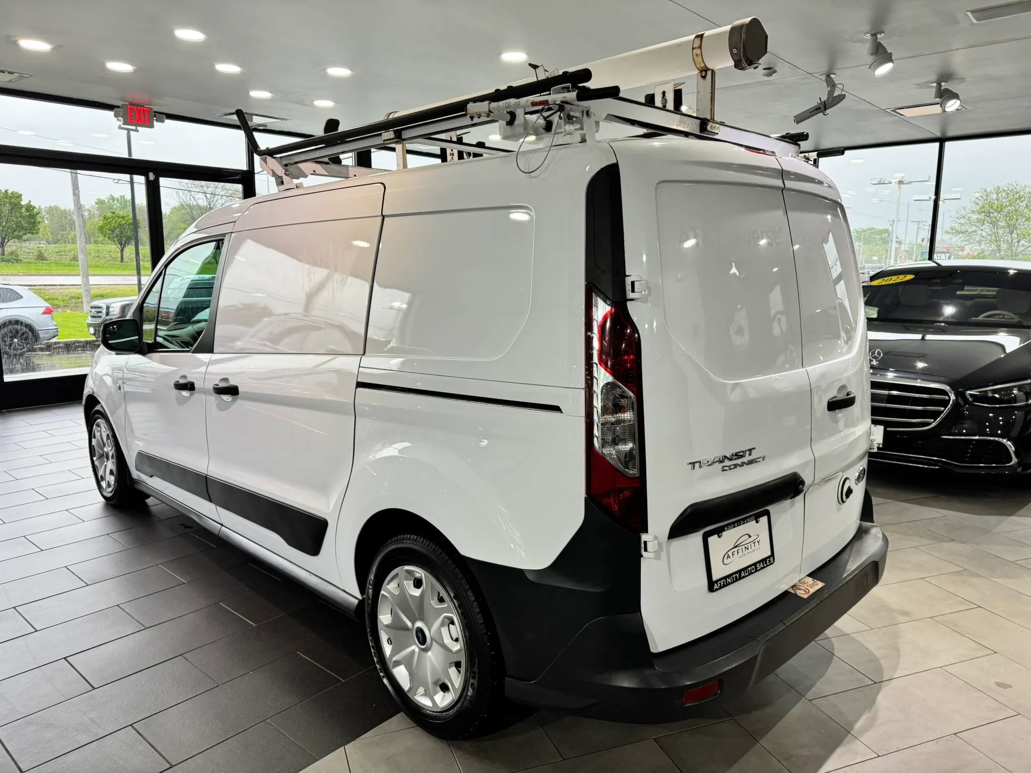 Used 2014 Ford Transit Connect XL FWD image 3