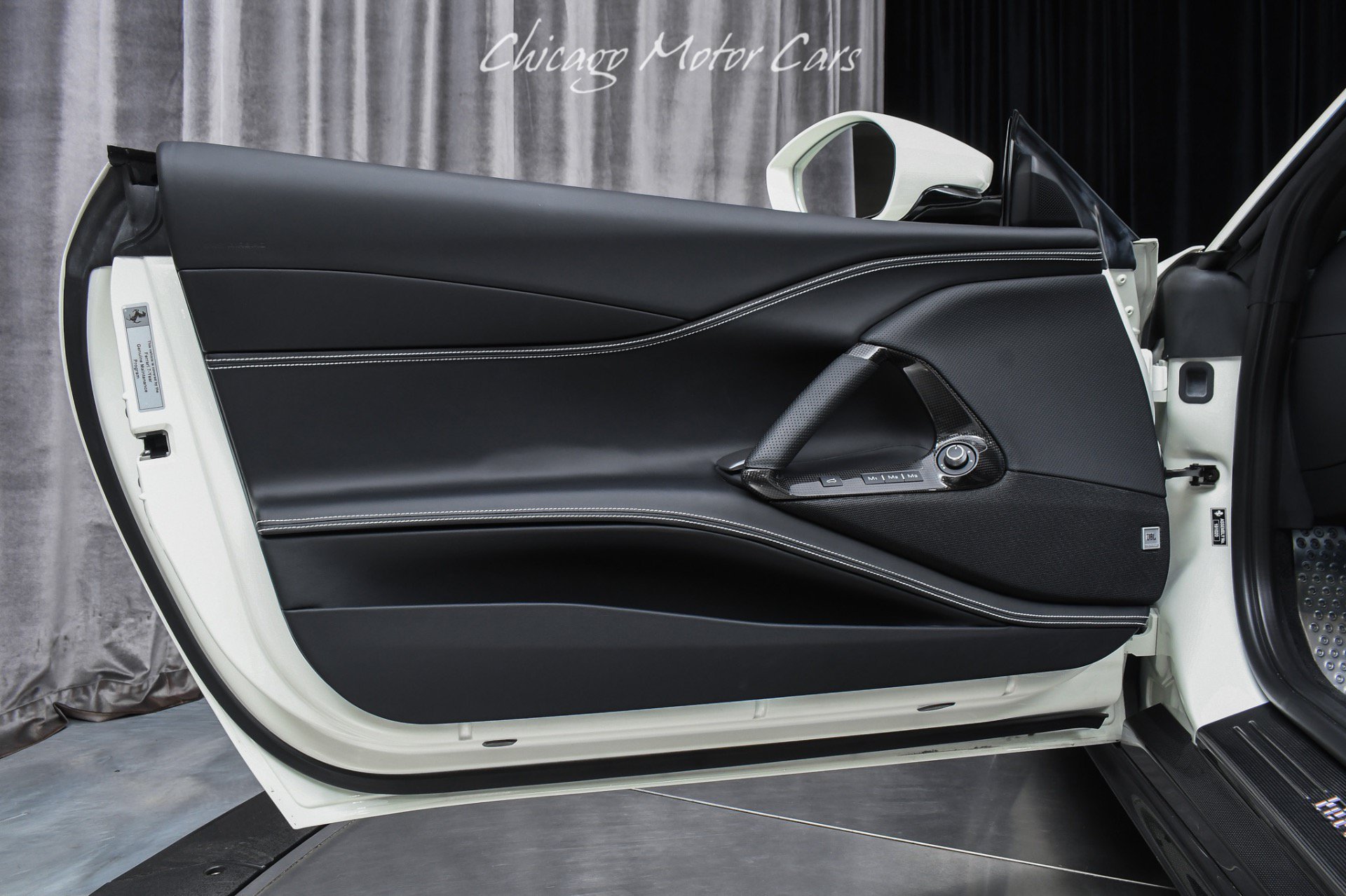 Used 2022 Ferrari 812 GTS RWD image 17
